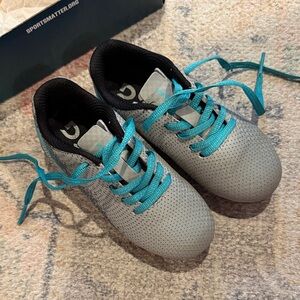 Dick’s Sporting Goods Gray Cleats with Teal Laces
